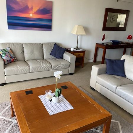 Surfers Century Oceanside Apartments Gold Coast Luaran gambar