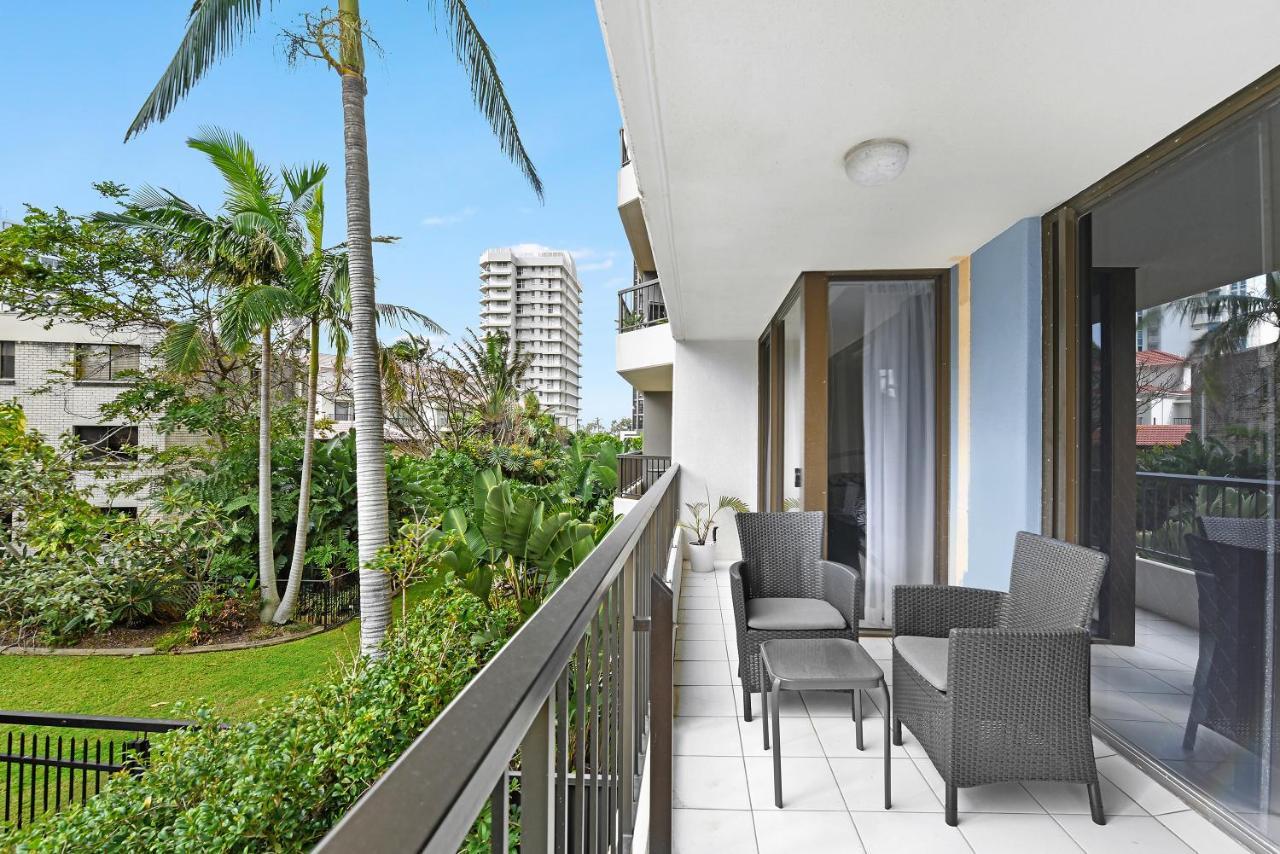 Surfers Century Oceanside Apartments Gold Coast Luaran gambar