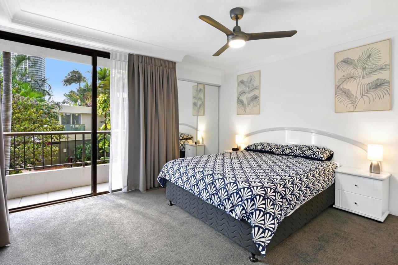 Surfers Century Oceanside Apartments Gold Coast Luaran gambar