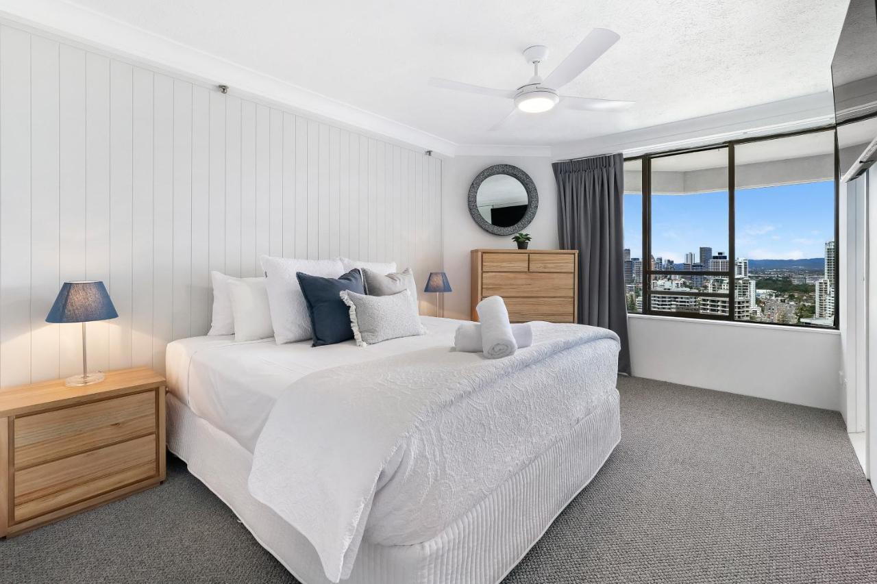 Surfers Century Oceanside Apartments Gold Coast Luaran gambar