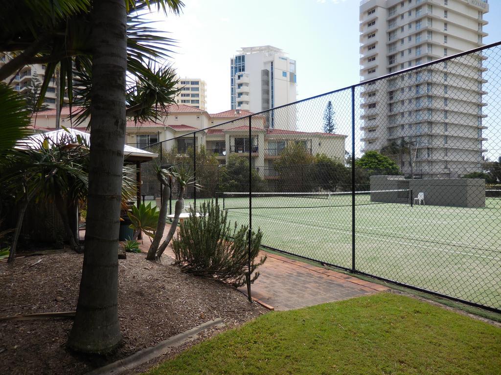 Surfers Century Oceanside Apartments Gold Coast Luaran gambar