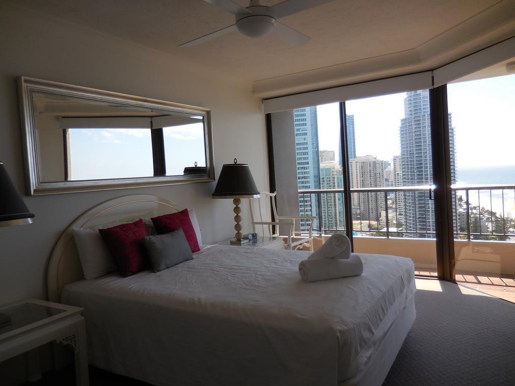 Surfers Century Oceanside Apartments Gold Coast Luaran gambar