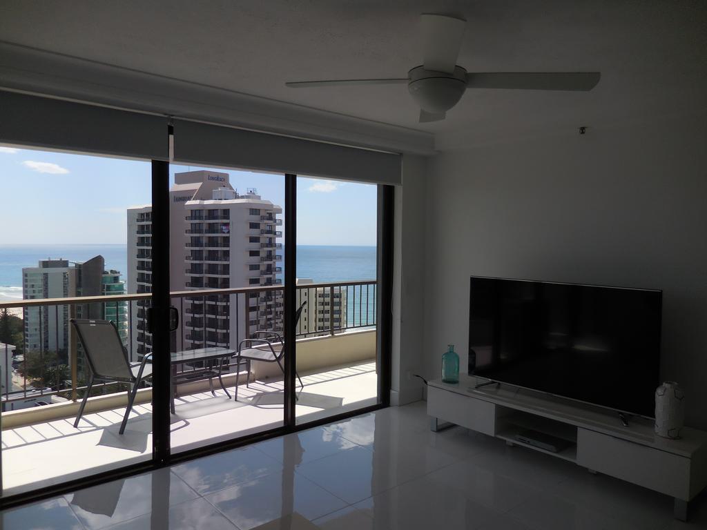 Surfers Century Oceanside Apartments Gold Coast Luaran gambar