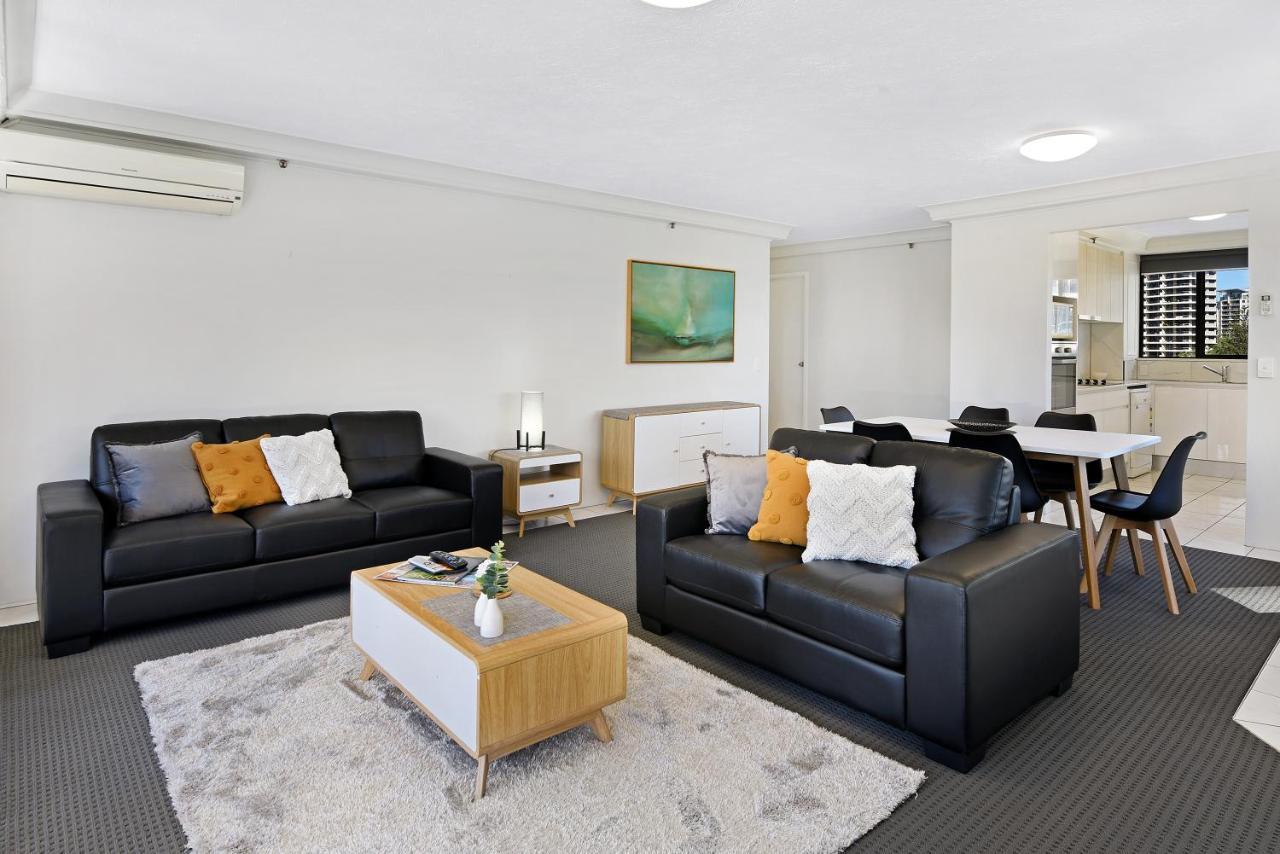 Surfers Century Oceanside Apartments Gold Coast Luaran gambar